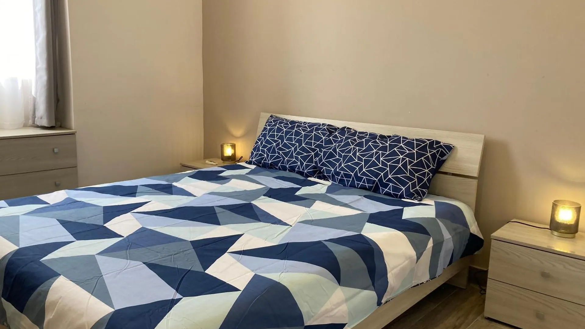 Appartamento Charming Central Townhouse In Sliema By Assetflow Pro Malta