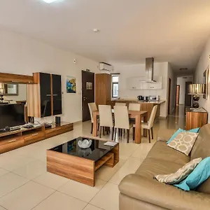 Belmonte Heights Appartamento