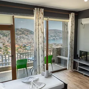 Denis Appartamento Sarandë